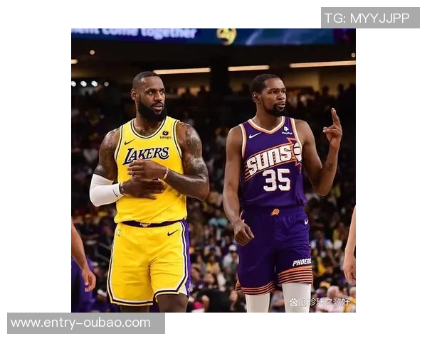 杜兰特祝贺哈登入NBA得分榜前十兄弟情深意长彰显传奇风范