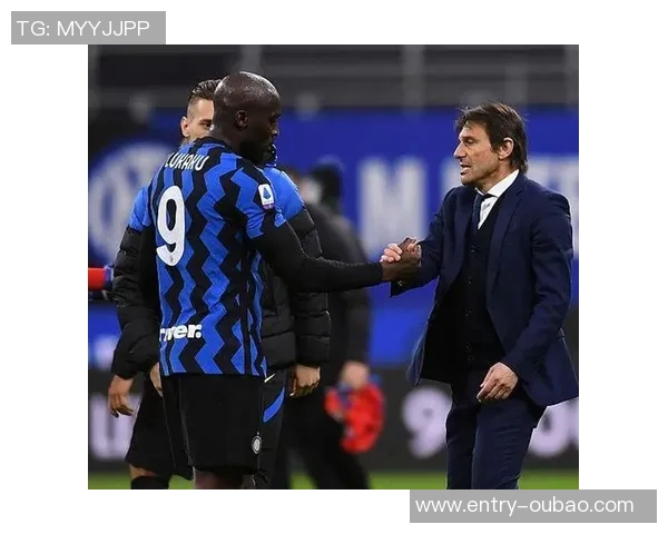 佛罗伦萨决定瓦诺利继续执教两场并启动管理层重组计划