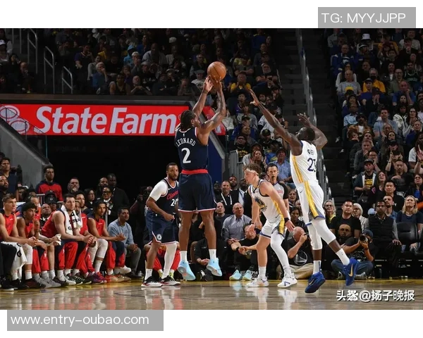 快船逆转19分再创佳绩小卡吸引防守三人展现团队实力