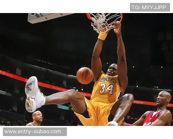 克林根阿伦在比赛中展现奥尼尔风范完全掌控局势